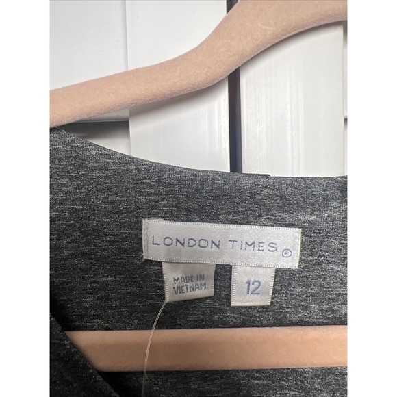 London Times Capelet Stretch Dress Women's Size 12 Gray NWT - Picture 2 of 7